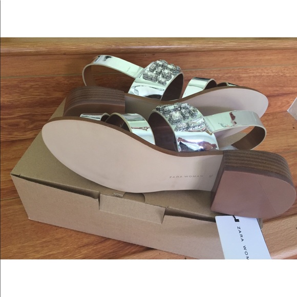 Zara Silver Sandals NWOT - Picture 5 of 7